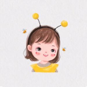 李**